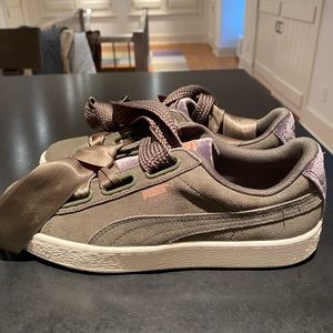 Puma olive colored sneakers size 8.5